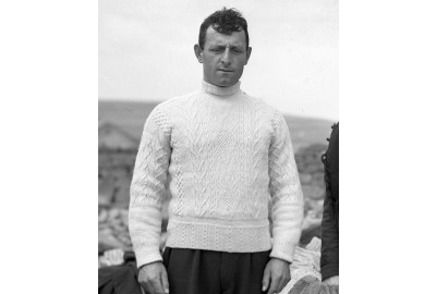Aran Sweaters - The Myths, The Frauds & The True Tragic Origin Story
