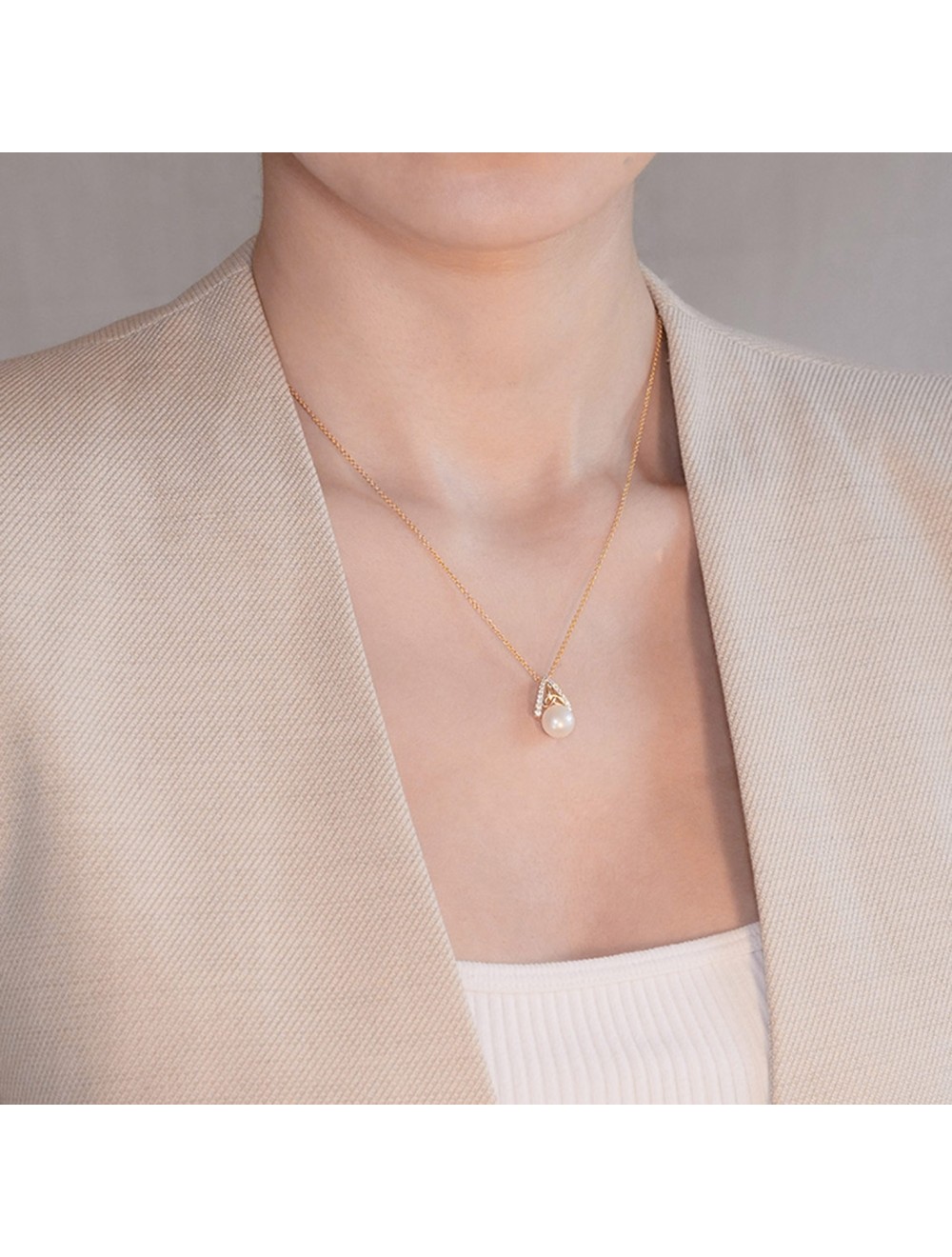 Sterling Silver Trinity Knot w/ Pearl Pendant Necklace | USA Sterling Silver Trinity Knot w/ Pearl Pendant Necklace | USA