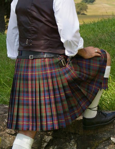  Scottish Kilts for Men Blue Belly Button Measurements Mens Kilt  Scottish Tartan Kilt Adult Tutu Skirts for Men : Ropa, Zapatos y Joyería